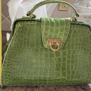 Women’s handbag